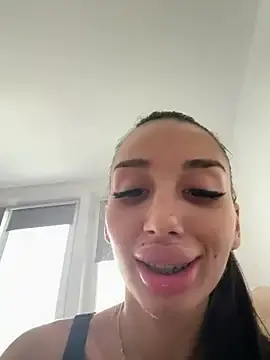 Stripchat Free Live Porn of BlueEyes_BB