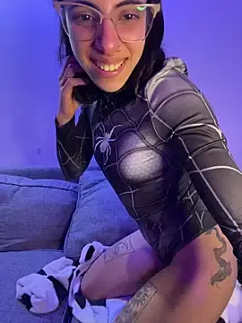 Stripchat Free Live Porn of Poison_Ivy_29