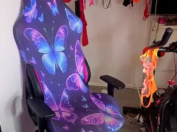 Stripchat Free Live Porn of EvieRoseex