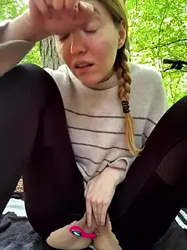 Stripchat Free Live Porn of FayeFlame