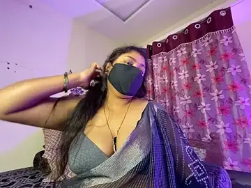 Stripchat Sex Chat of LouleyRani_