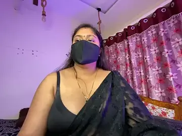 Stripchat Free Live Porn of LouleyRanii_Telugu