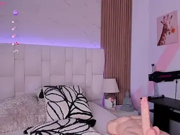 Stripchat Free Live Porn of isabella_whiithe