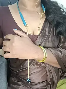 Stripchat Live Sex Cam of Tamil-hotwife