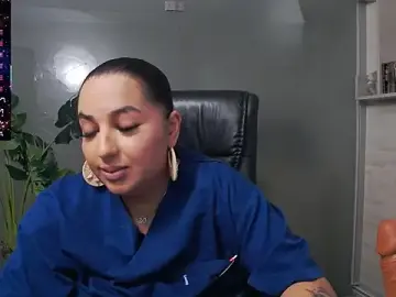 Stripchat Adult Webcam of BustyAllyy