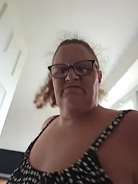 Stripchat Adult Video Chat of MissQueenBeex