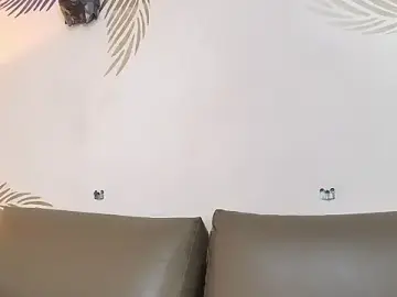 Stripchat Watch Live Sex Cams of Lily_rousee_