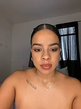 Stripchat Private Sex Chat of trianawhite