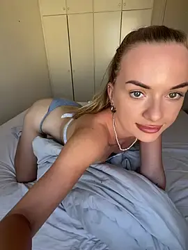 Stripchat Free Live Porn of ElenaRebelle
