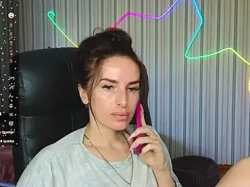 Stripchat Live Sex Cam of xx_adrihanna_xx