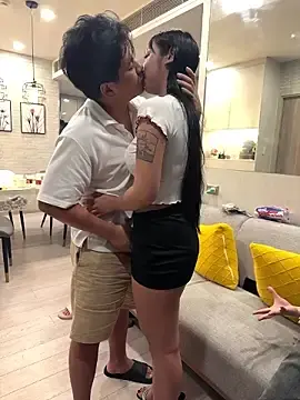 Stripchat Live Sex Cam of C-B-0001
