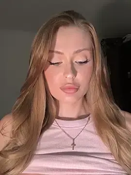 Stripchat Free Live Porn of Sweet_Anny22