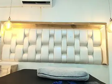 Stripchat Free Porn Cam of AzulMaveric