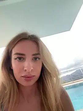 Stripchat Live Sex Cam of EvieEvans