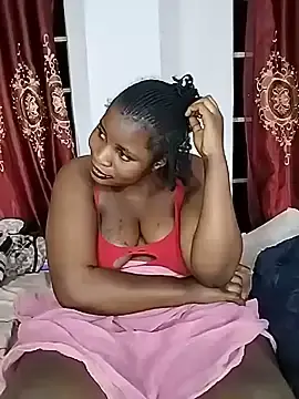 Stripchat Adult Webcam of JuicyHoney_01