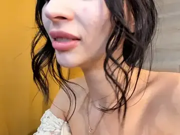 Stripchat Watch Live Sex Cams of IreneHabibi