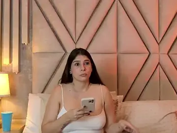 Stripchat Nude Webcam of MilaRux