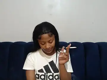 Stripchat Free Porn Cam of Youngling05