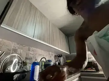Stripchat Live Porn of Bustykeyla