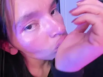 Stripchat Live Porn of _shantal_smith