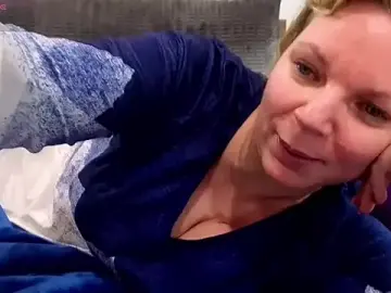 Stripchat Adult Webcams of l4dyc4pricorn76