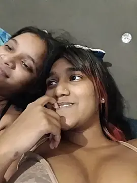 Stripchat Live Porn of Indianqueen03