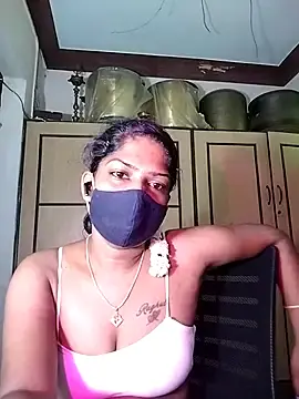 Stripchat Live Sex Cam of Tamil_Kavitha