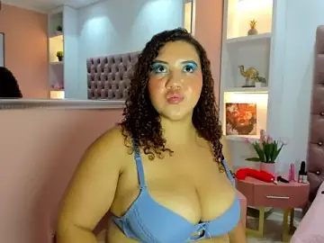 Stripchat Best live sex cam show of Bella_Rouge0