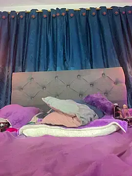 Stripchat Free Live Porn of Cleo_luna