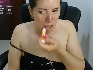 Stripchat Free Porn Cam of spicey_latina