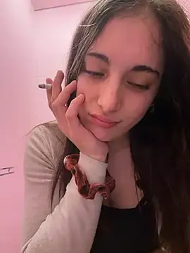 Stripchat Free Porn Cam of sexymelli18