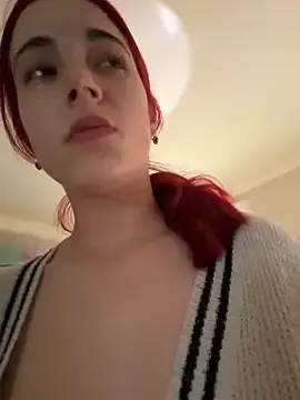 Stripchat Sex Cam of sexymelli18