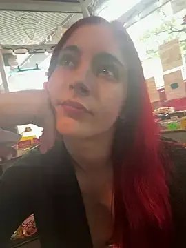 Stripchat Free Porn Cam of sexymelli18