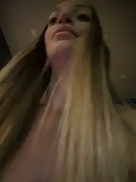 Stripchat Live Sex of BelleLouiseVp