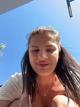Stripchat Adult Webcam of MiraReach