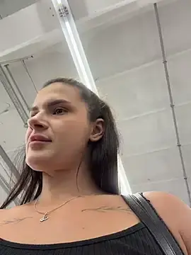 Stripchat Live Sex Cam of MiraReach