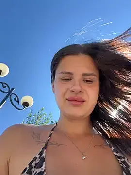 Stripchat Nude Webcam of MiraReach