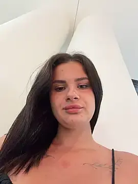 Stripchat Sex Chat of MiraReach