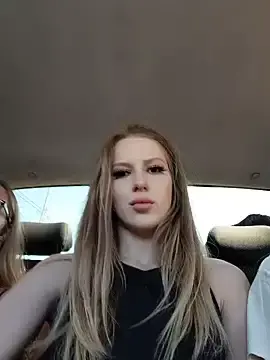 Stripchat Live Porn of caressyourself