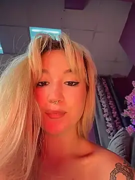 Stripchat Free Porn Cam of Rimmahottes