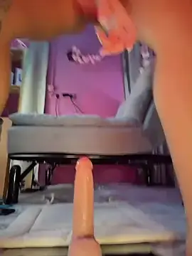 Stripchat Free Porn Cam of Rimmahottes