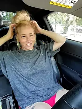 Stripchat Live Sex of POPPY_XO