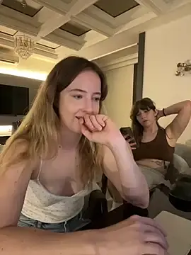 Stripchat Watch Live Sex Cams of Nura_n_Sarah