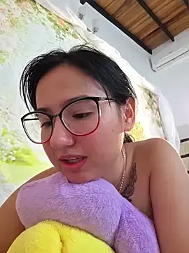 Stripchat Live Sex Cam of Pinkie_Princes