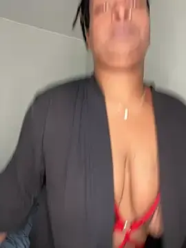 Stripchat Free Live Porn of KingQu33nNephilim