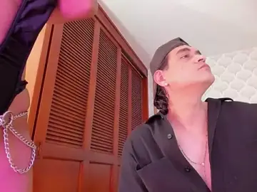 Stripchat Free Live Porn of Cristian_blaze