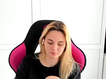 Stripchat Watch Live Sex Cams of Emma_starrs_