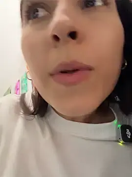 Stripchat Live Sex of LittleDoll___
