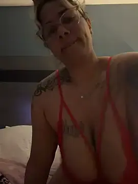Stripchat Sex Cam of BarbieDollHtx