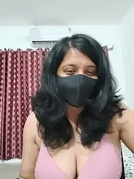 Stripchat Adult Video Chat of Cute-Maanvi